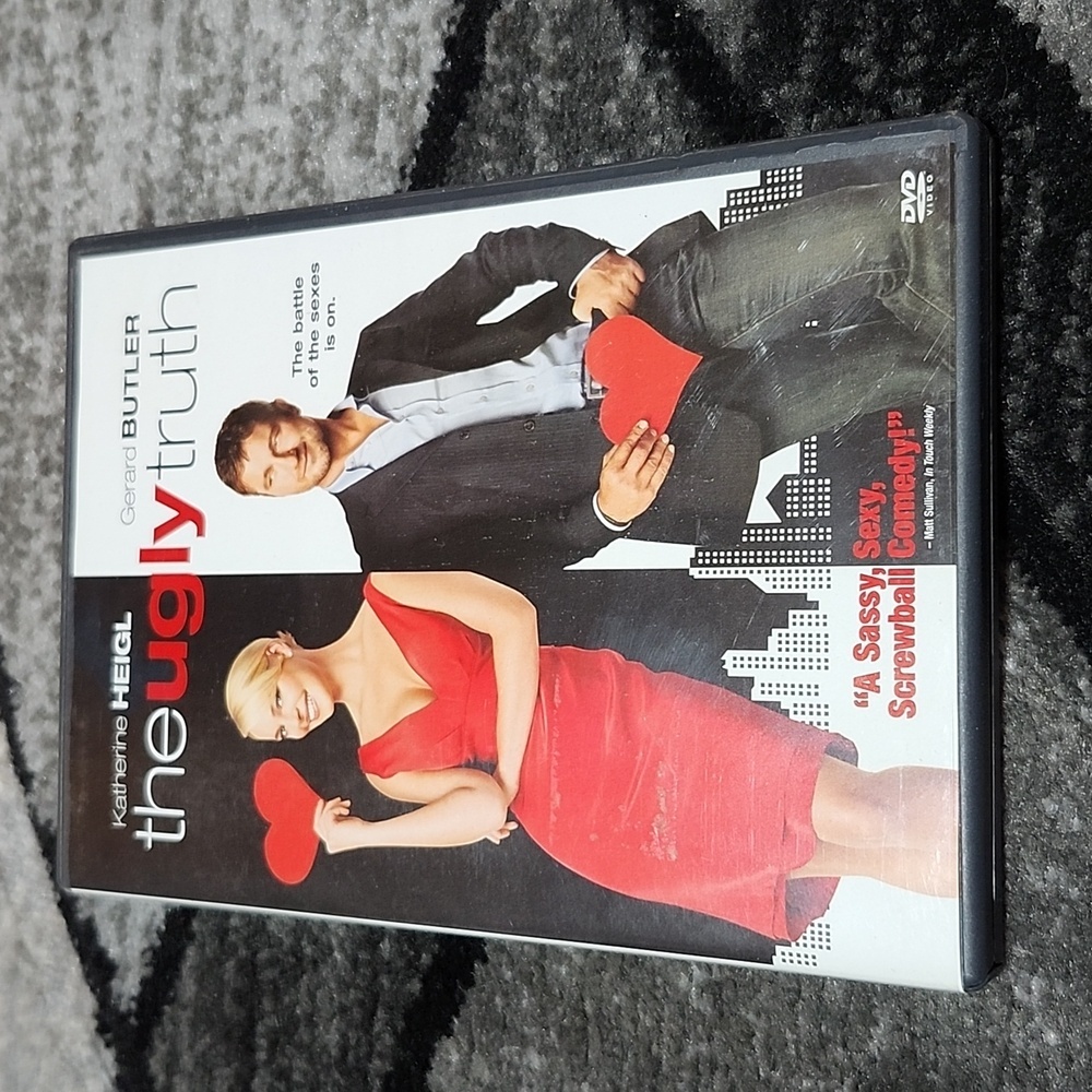THE UGLY TRUTH DVD KATHERINE HEIGL GARARD BUTLER